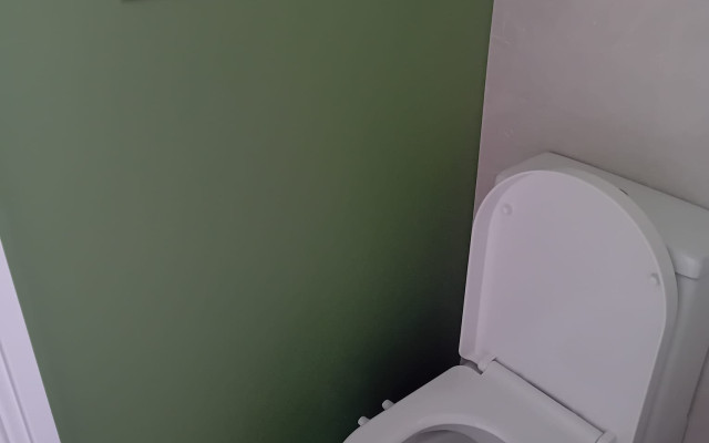 Bathroom E.4